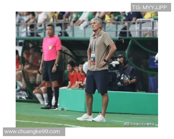 北京足球队战术之争引发热议球迷与专家各执己见探讨未来发展