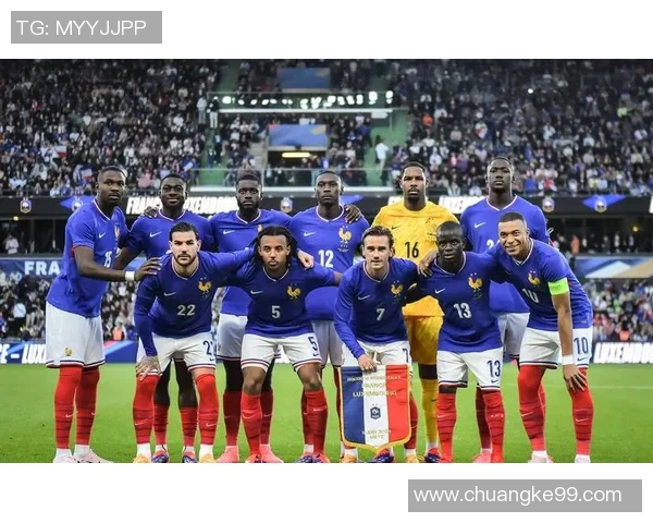 美国与摩洛哥足球明星阵容对比分析及其影响力探讨 美国与摩洛哥足球明星阵容对比分析及其影响力探讨