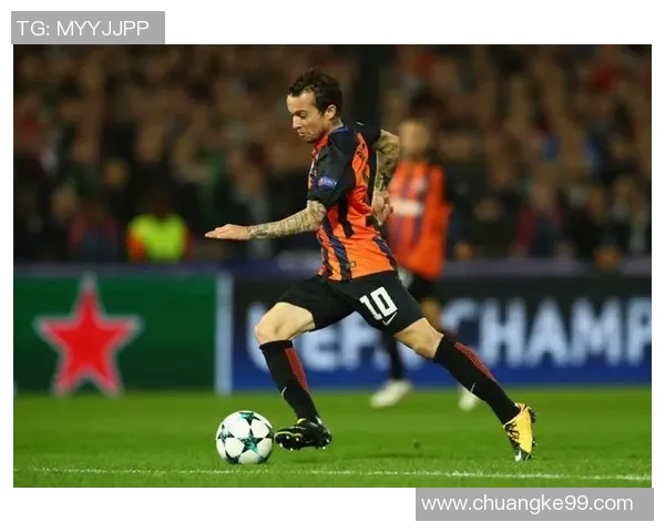 足球明星背后的伯乐是谁揭秘他们成功的关键人物与故事 足球明星背后的伯乐是谁揭秘他们成功的关键人物与故事