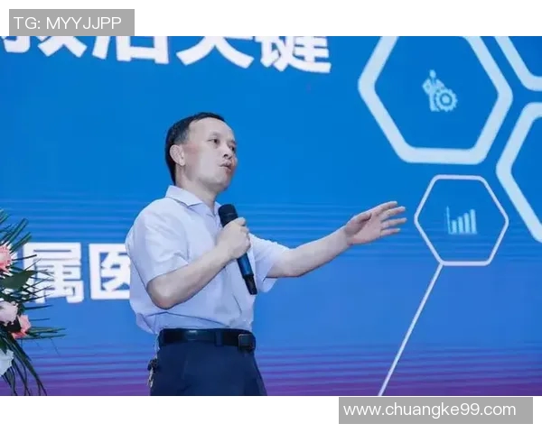 重庆网球队个人能力深度对比与发展潜力分析 重庆网球队个人能力深度对比与发展潜力分析